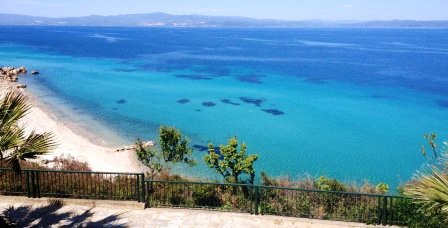 bl.flag beach